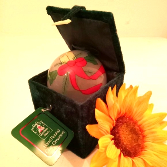🎁NIB NWT Holiday Editions Christmas Hand Painted Glass Ornament in Box - Picture 3 of 8